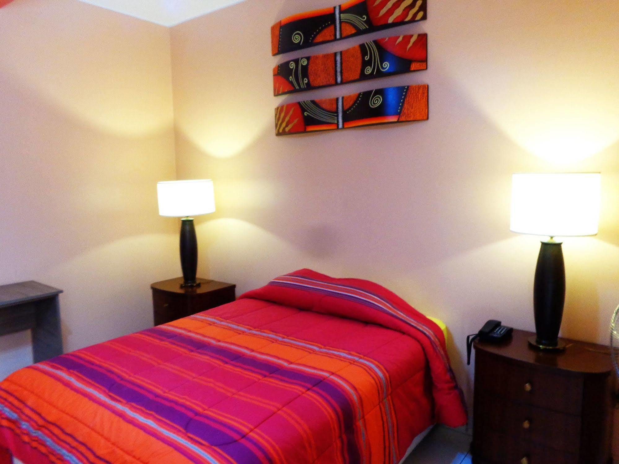 Hotel Challaca Ίκα Εξωτερικό φωτογραφία